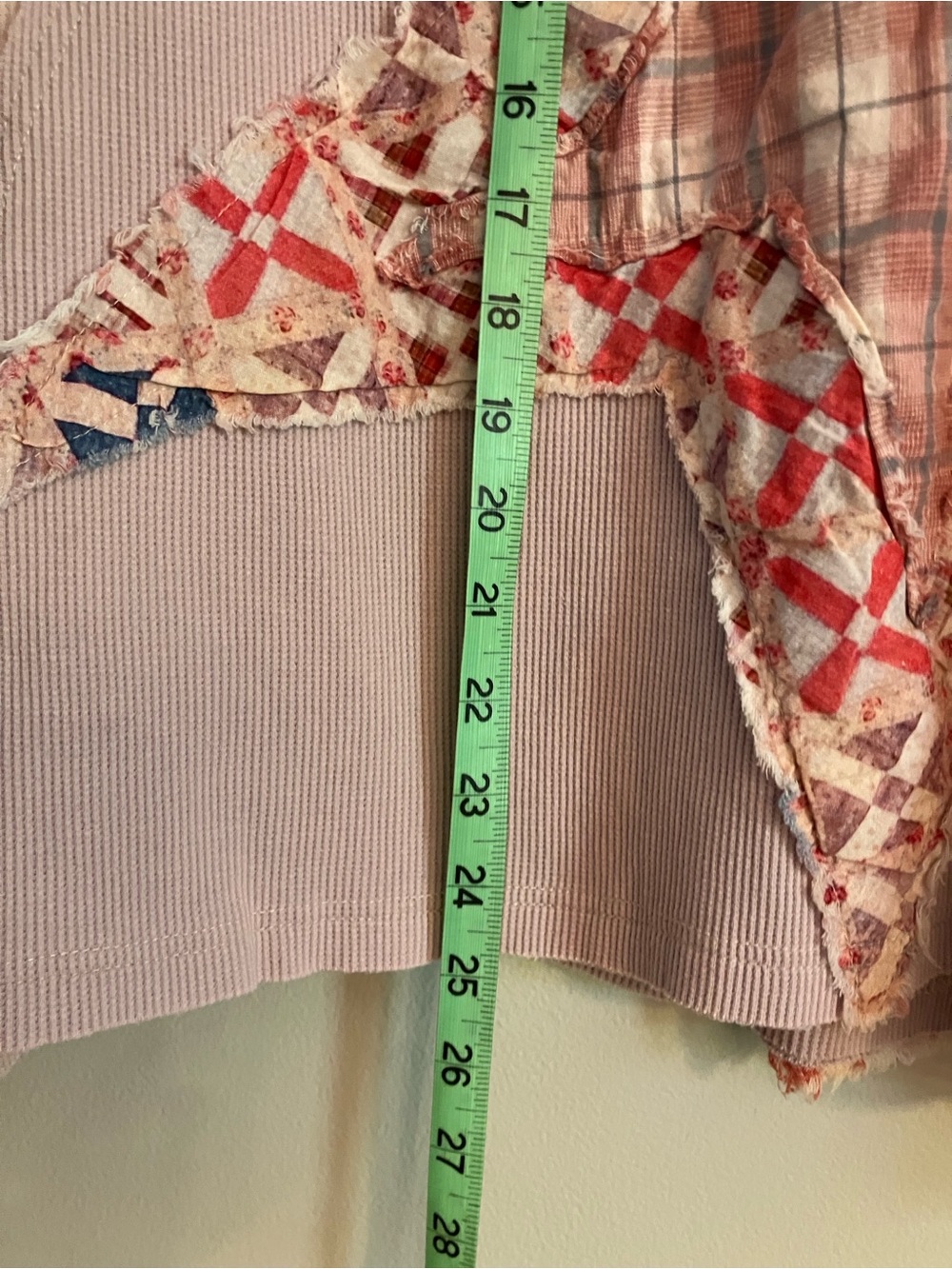 Oli & Hali Oversized Mixed Fabric Star Patched Top in Pink
NWOT - Picture 10 of 10